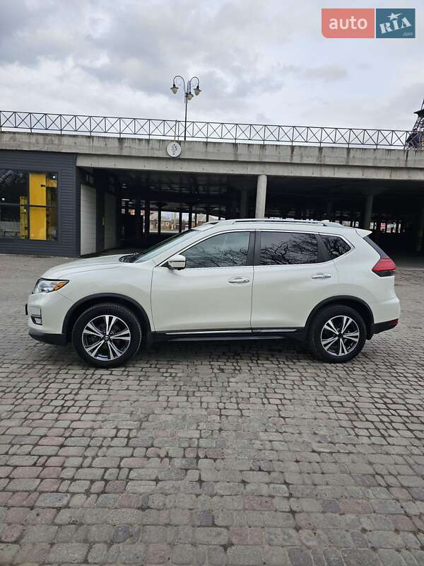 Nissan Rogue 2017