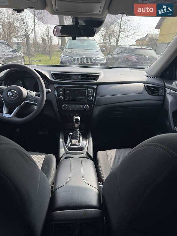 Позашляховик / Кросовер Nissan Rogue 2020 в Дрогобичі