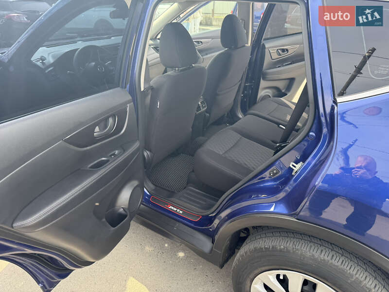 Позашляховик / Кросовер Nissan Rogue 2020 в Дрогобичі