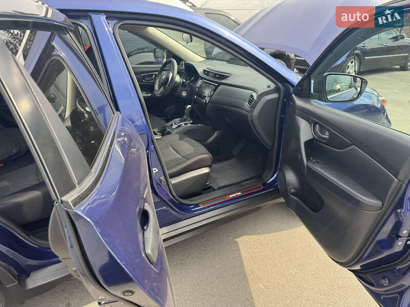 Позашляховик / Кросовер Nissan Rogue 2020 в Дрогобичі