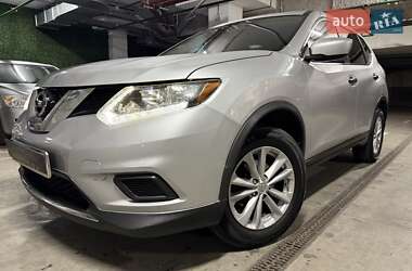 Позашляховик / Кросовер Nissan Rogue 2016 в Києві