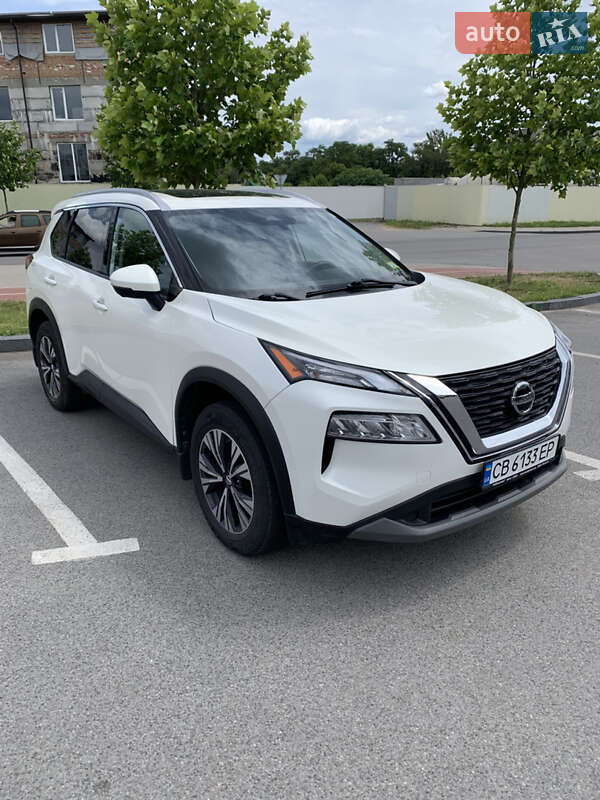 Позашляховик / Кросовер Nissan Rogue 2021 в Чернігові