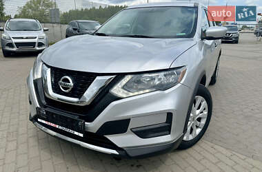 Внедорожник / Кроссовер Nissan Rogue 2017 в Львове