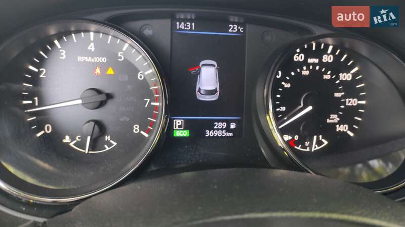 Внедорожник / Кроссовер Nissan Rogue 2017 в Павлограде