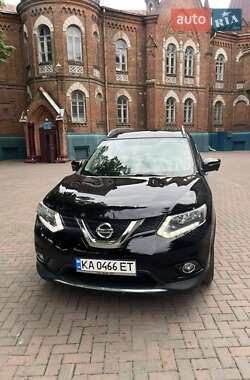 Внедорожник / Кроссовер Nissan Rogue 2015 в Сумах