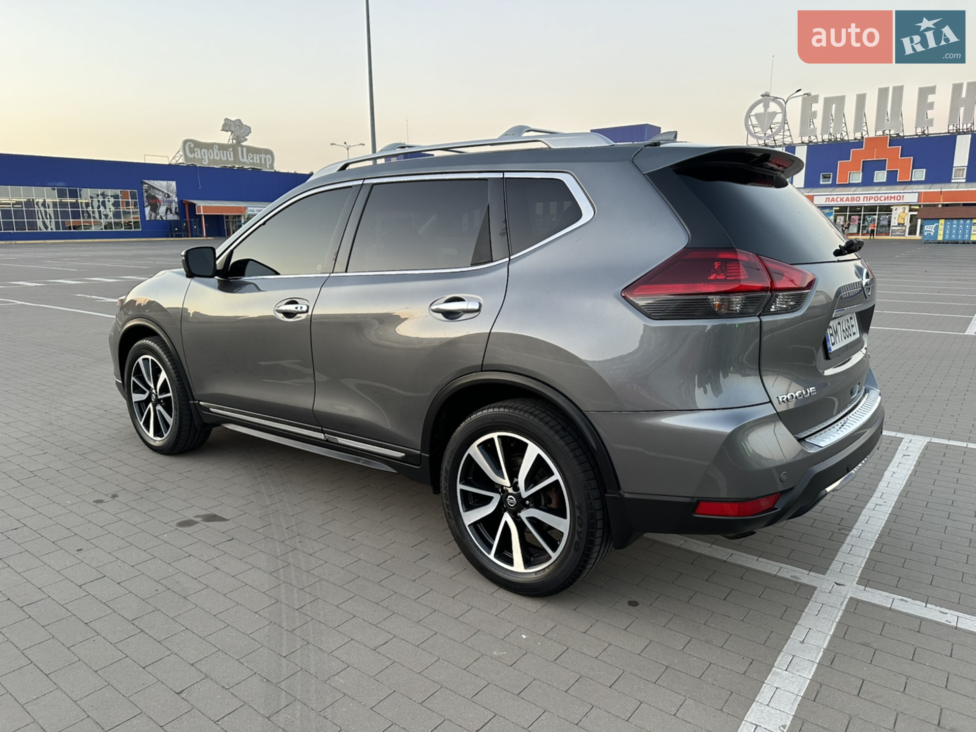 2019 Nissan Rogue - фото 1