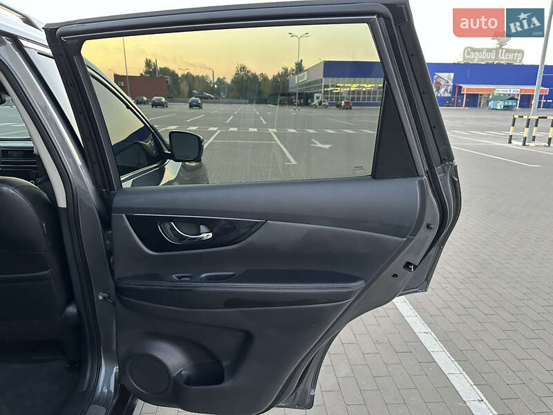 Внедорожник / Кроссовер Nissan Rogue 2019 в Виннице