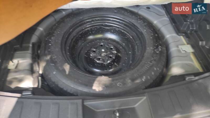 Внедорожник / Кроссовер Nissan Rogue 2017 в Павлограде