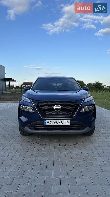 Внедорожник / Кроссовер Nissan Rogue 2021 в Золочеве