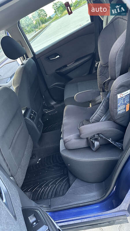 Внедорожник / Кроссовер Nissan Rogue 2021 в Золочеве