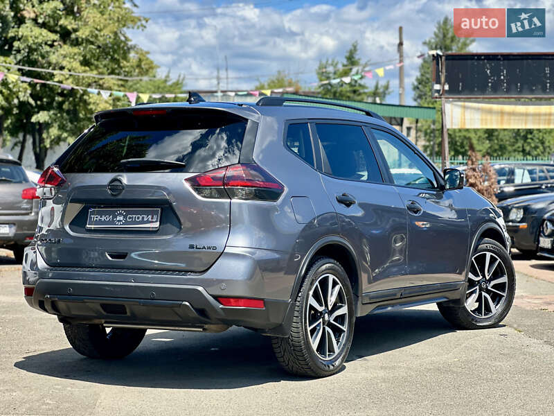 Позашляховик / Кросовер Nissan Rogue 2018 в Києві