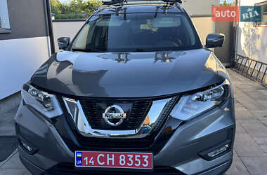 Внедорожник / Кроссовер Nissan Rogue 2014 в Львове