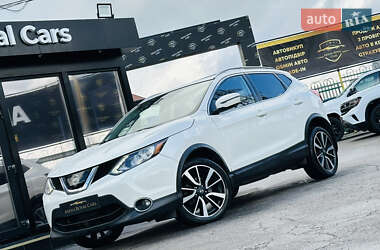 Позашляховик / Кросовер Nissan Rogue 2017 в Харкові