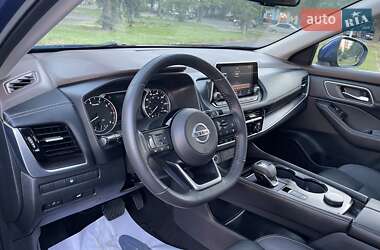 Позашляховик / Кросовер Nissan Rogue 2020 в 