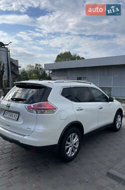 Внедорожник / Кроссовер Nissan Rogue 2016 в 