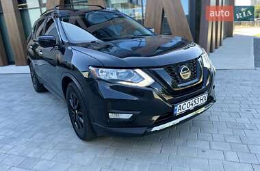 Внедорожник / Кроссовер Nissan Rogue 2018 в Луцке