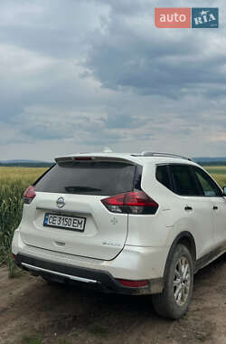 Внедорожник / Кроссовер Nissan Rogue 2017 в 