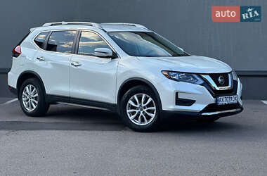 Внедорожник / Кроссовер Nissan Rogue 2018 в Харькове