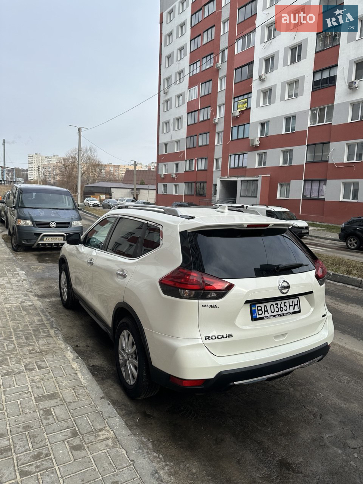 2017 Nissan Rogue - мініатюра 2