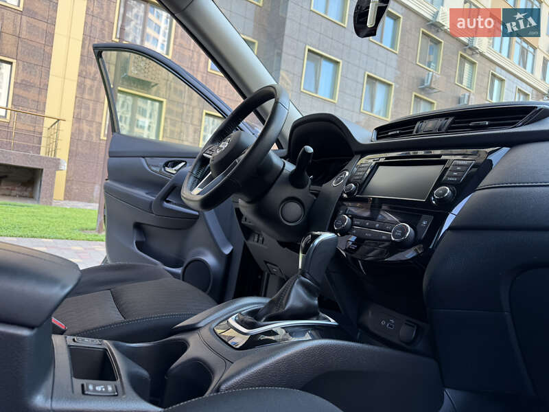 Внедорожник / Кроссовер Nissan Rogue 2019 в Одессе