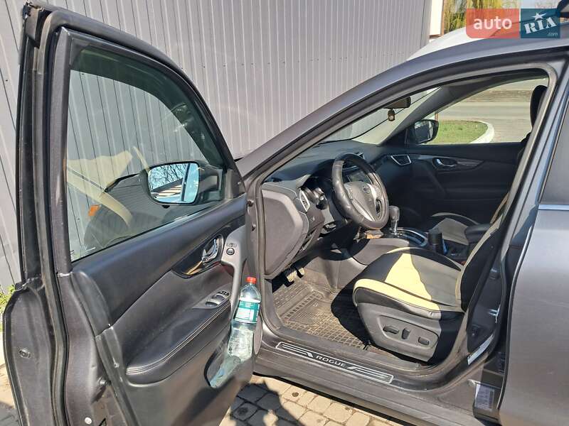 Позашляховик / Кросовер Nissan Rogue 2015 в Дніпрі
