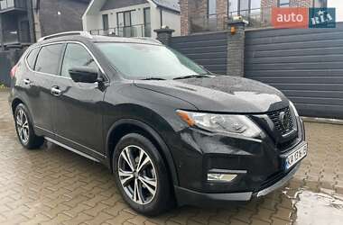 Позашляховик / Кросовер Nissan Rogue 2019 в Києві