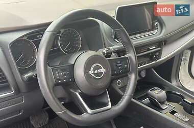 Внедорожник / Кроссовер Nissan Rogue 2022 в 