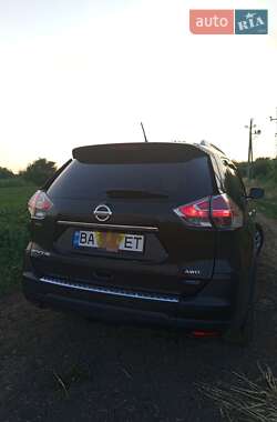 Внедорожник / Кроссовер Nissan Rogue 2014 в 