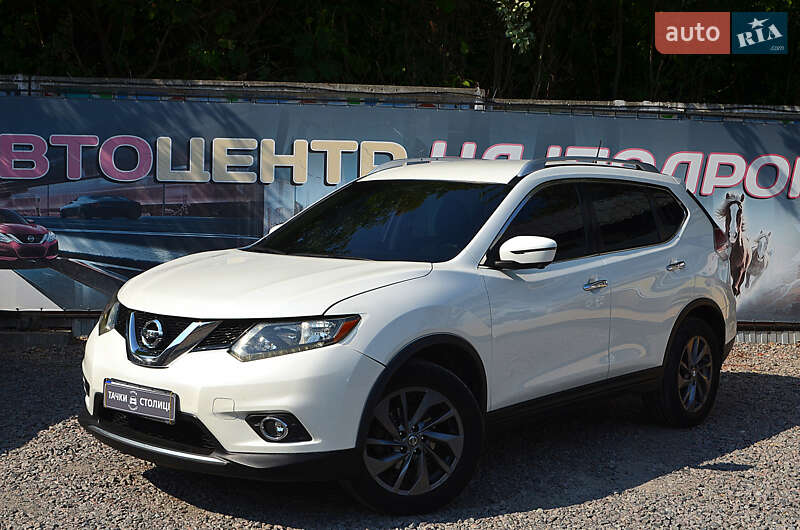 Внедорожник / Кроссовер Nissan Rogue 2016 в Киеве