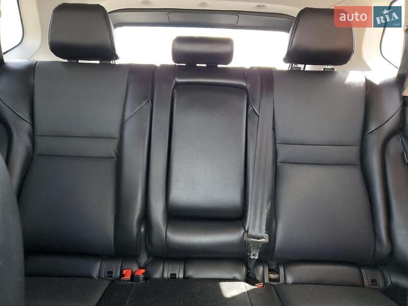 Внедорожник / Кроссовер Nissan Rogue 2021 в Ровно