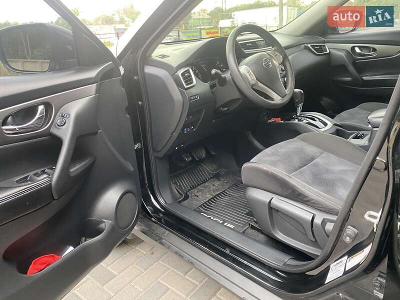 Внедорожник / Кроссовер Nissan Rogue 2015 в Днепре