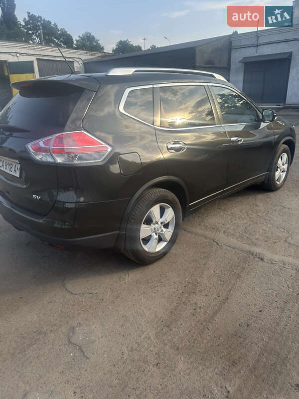 Внедорожник / Кроссовер Nissan Rogue 2016 в Черкассах