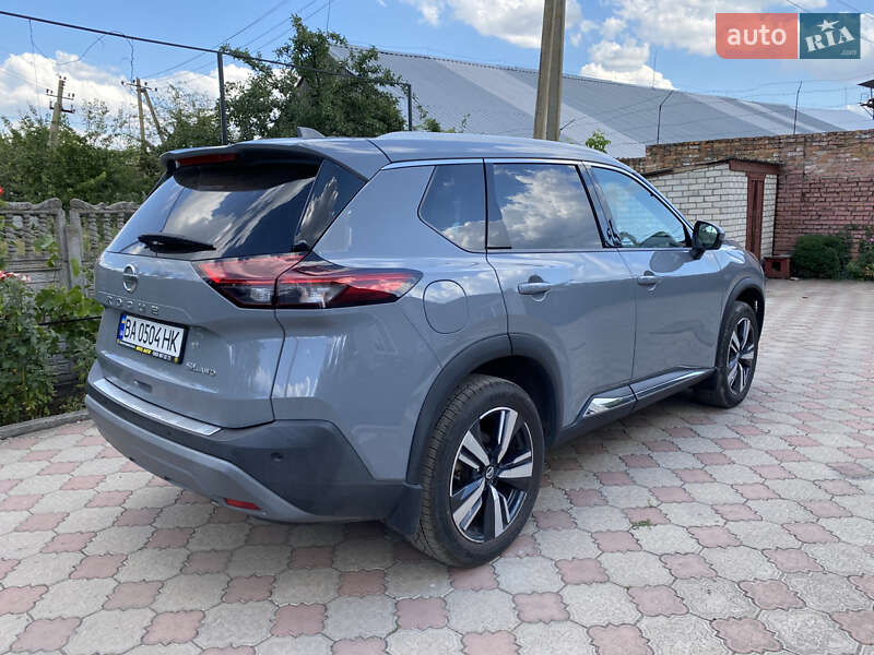 Внедорожник / Кроссовер Nissan Rogue 2020 в Кропивницком