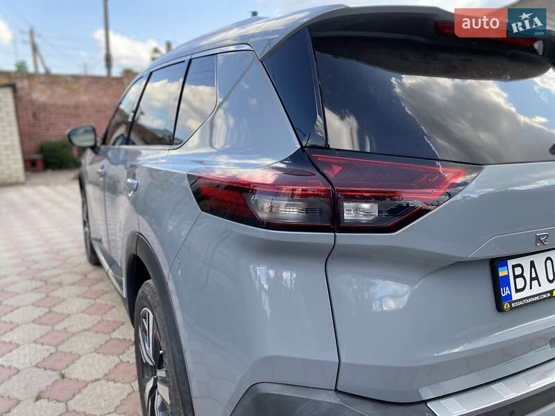 Внедорожник / Кроссовер Nissan Rogue 2020 в Кропивницком