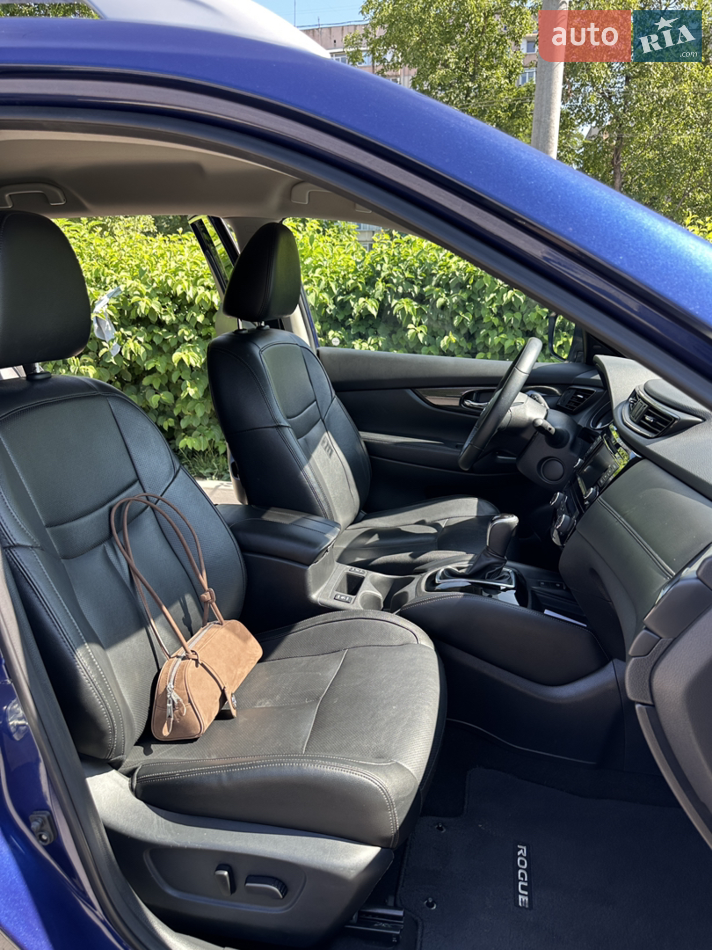 2019 Nissan Rogue - мініатюра 17