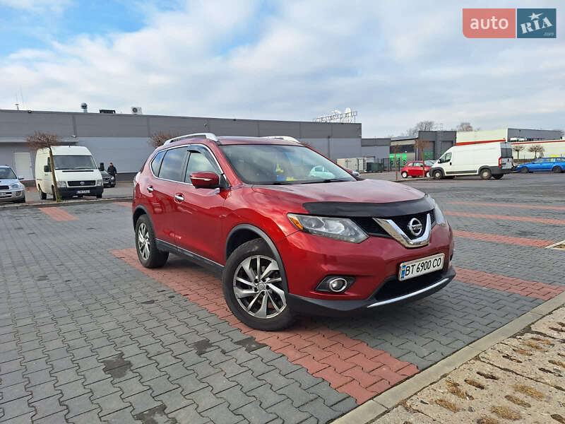 Внедорожник / Кроссовер Nissan Rogue 2015 в Херсоне