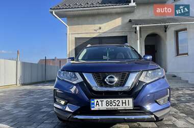 Внедорожник / Кроссовер Nissan Rogue 2016 в Коломые