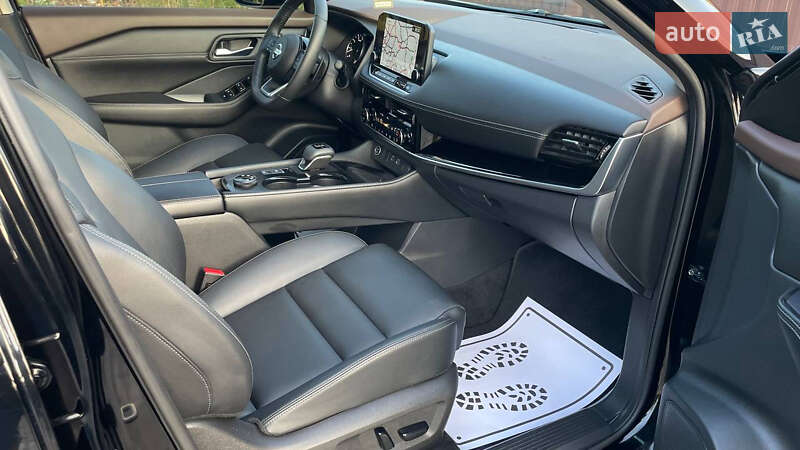 Внедорожник / Кроссовер Nissan Rogue 2023 в Дрогобыче