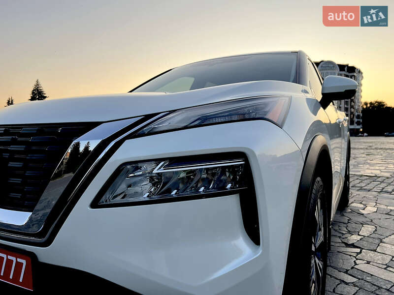 Внедорожник / Кроссовер Nissan Rogue 2021 в Кременчуге