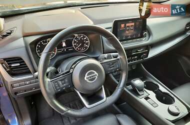 Внедорожник / Кроссовер Nissan Rogue 2021 в 
