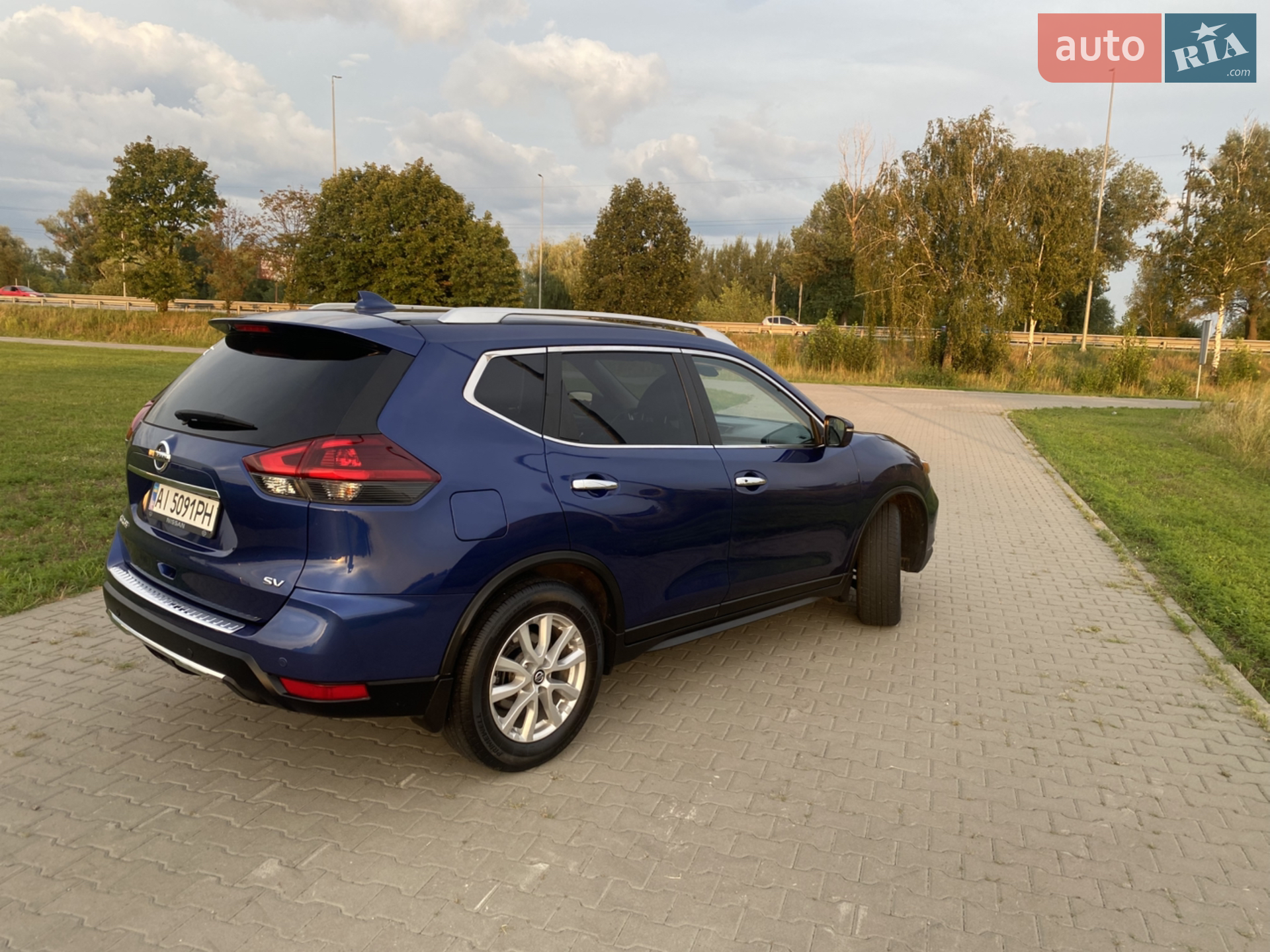 2019 Nissan Rogue - мініатюра 4