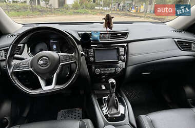 Позашляховик / Кросовер Nissan Rogue 2017 в Києві