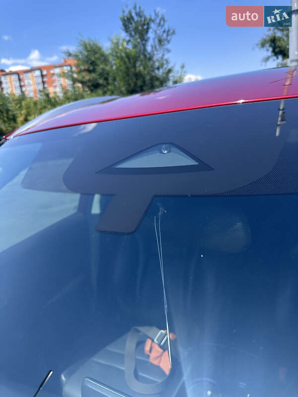 Позашляховик / Кросовер Nissan Rogue 2021 в Дніпрі