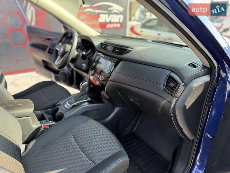 Внедорожник / Кроссовер Nissan Rogue 2018 в Днепре
