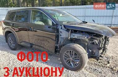 Внедорожник / Кроссовер Nissan Rogue 2020 в 