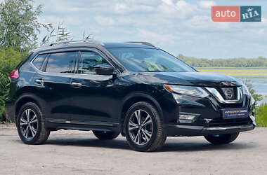 Внедорожник / Кроссовер Nissan Rogue 2017 в Днепре