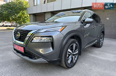 Позашляховик / Кросовер Nissan Rogue 2021 в Рівному