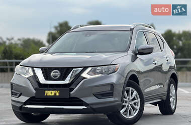 Позашляховик / Кросовер Nissan Rogue 2018 в Києві