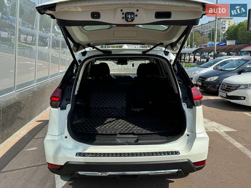 Позашляховик / Кросовер Nissan Rogue 2018 в Києві фото 5 Позашляховик / Кросовер Nissan Rogue 2018 в Києві