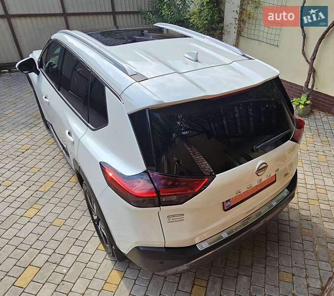 Позашляховик / Кросовер Nissan Rogue 2023 в Одесі